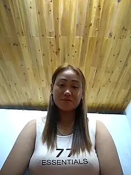 Snapshot of Dung_x chatting on October 2025 01:08:01 PM Dung x online show from October 2025 01:08:01 PM