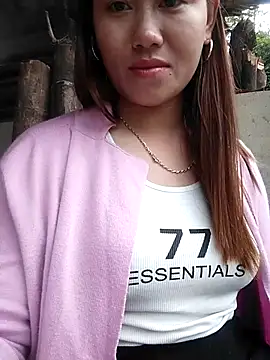 Snapshot of Dung_x chatting on January 2026 01:43:01 AM Dung x online show from January 2026 01:43:01 AM