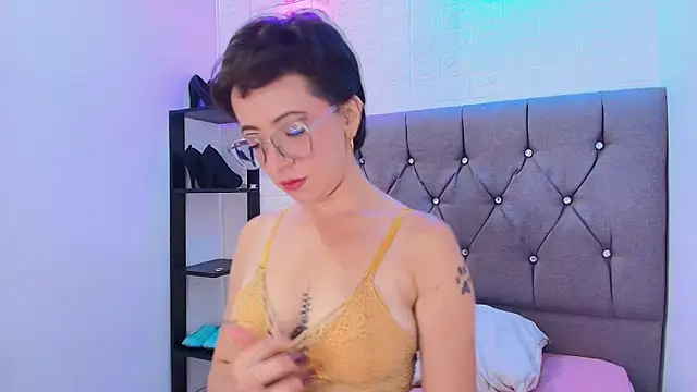 angel noir1 online show from July 2026 07:56:02 PM