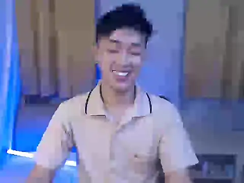 Snapshot of mr_chandy chatting on October 2025 11:30:01 AM mr chandy online show from October 2025 11:30:01 AM