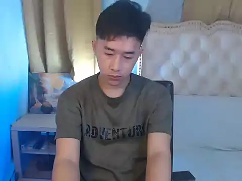 Snapshot of mr_chandy chatting on October 2025 10:38:02 AM mr chandy online show from October 2025 10:38:02 AM