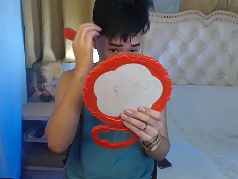 Snapshot of mr_chandy chatting on October 2025 10:48:01 AM mr chandy online show from October 2025 10:48:01 AM