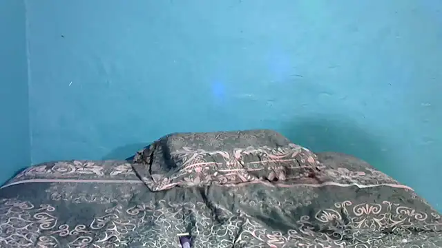 BlondieBitch online show from December 2025 07:45:02 PM