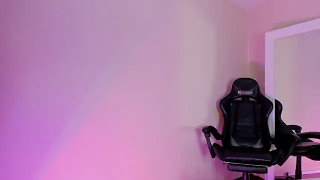 chiky williams online show from September 2025 12:39:01 PM