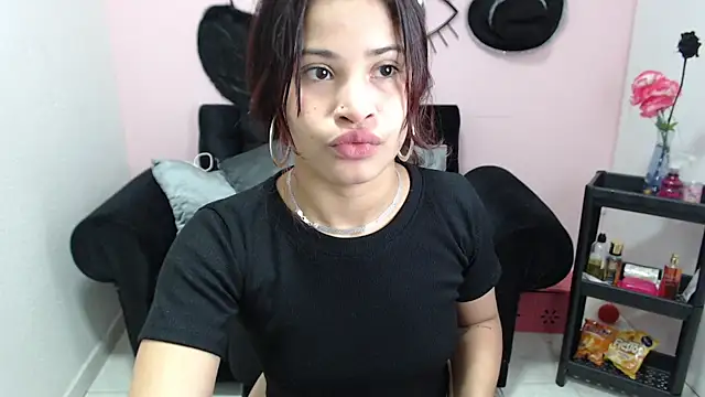 Snapshot of mia_sexgirl chatting on November 2025 12:38:01 PM mia sexgirl online show from November 2025 12:38:01 PM