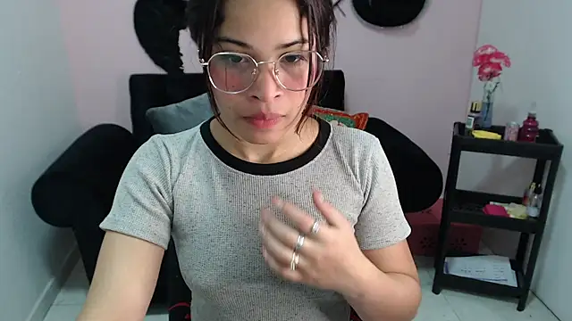 Snapshot of mia_sexgirl chatting on December 2025 12:34:02 PM mia sexgirl online show from December 2025 12:34:02 PM