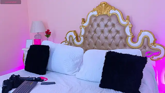 AryCorinne online show from May 2026 03:13:01 AM