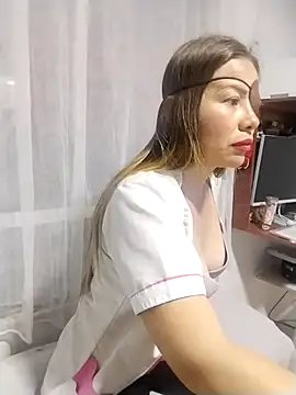 Snapshot of LaraCaliente chatting on October 2025 02:12:01 AM LaraCaliente online show from October 2025 02:12:01 AM