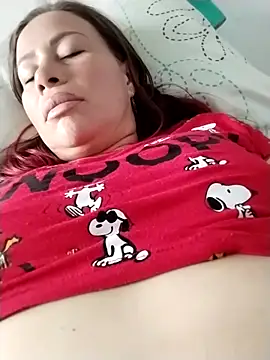 Snapshot of LaraCaliente chatting on February 2026 07:21:01 PM LaraCaliente online show from February 2026 07:21:01 PM