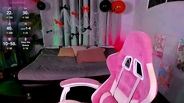 Snapshot of KatrinaBlaze chatting on October 2025 08:29:01 AM KatrinaBlaze online show from October 2025 08:29:01 AM