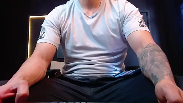 RichardMilleer online show from October 2025 01:56:02 PM