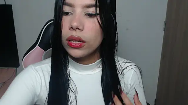 MayaScott11 online show from May 2026 09:15:02 AM