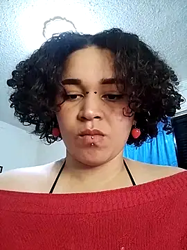 Snapshot of Julie_wallace chatting on November 2025 04:49:01 PM Julie wallace online show from November 2025 04:49:01 PM