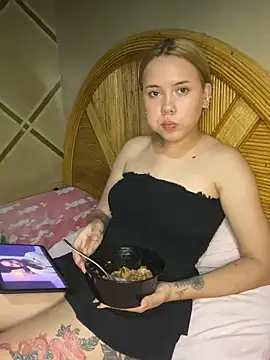 coupleyys online show from May 2026 07:53:01 PM