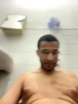 Snapshot of pauzudomoreno1 chatting on December 2025 05:39:02 AM pauzudomoreno1 online show from December 2025 05:39:02 AM