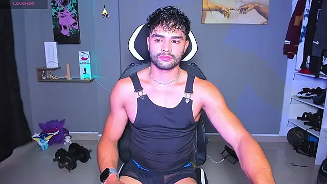 JordanRossie online show from April 2026 06:03:02 PM