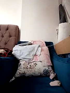 Snapshot of elif25 chatting on October 2025 09:43:01 AM elif25 online show from October 2025 09:43:01 AM