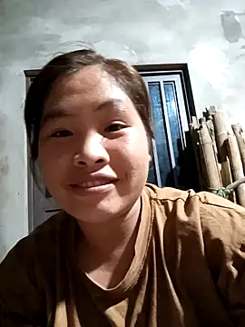 Snapshot of Luyen004 chatting on March 2026 12:55:01 PM Luyen004 online show from March 2026 12:55:01 PM