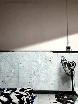 Kwasi-a online show from November 2025 04:23:01 AM