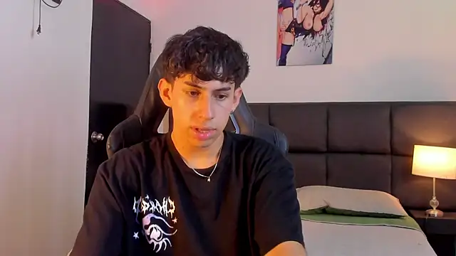 Snapshot of Aaron_Spencer13 chatting on September 2025 07:25:02 PM Aaron Spencer13 online show from September 2025 07:25:02 PM