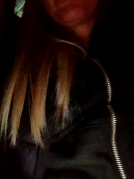 Madamx14 online show from October 2025 06:38:02 PM