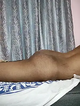 Snapshot of varun69247 chatting on February 2026 06:18:01 PM varun69247 online show from February 2026 06:18:01 PM