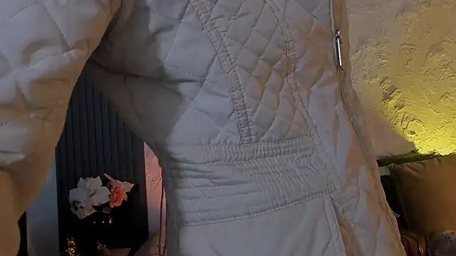 joselin rouse online show from October 2025 11:55:01 AM