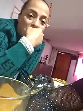 marcelitarica online show from April 2026 06:03:01 PM