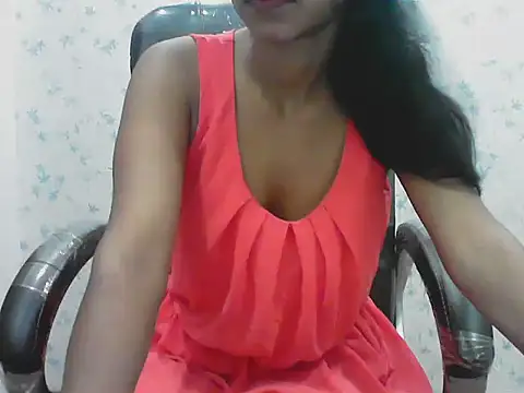 short girl  online show from May 2026 04:44:02 PM