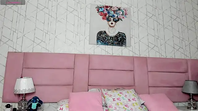 ChloeLaurentt online show from May 2026 01:17:02 PM