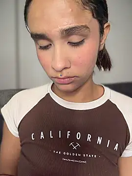 Snapshot of Isabella-Teen chatting on March 2026 01:55:02 AM Isabella-Teen online show from March 2026 01:55:02 AM