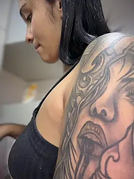 Snapshot of Isabella-Teen chatting on March 2026 01:22:02 AM Isabella-Teen online show from March 2026 01:22:02 AM