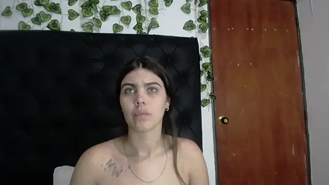 Snapshot of isabel_09 chatting on April 2026 09:39:33 PM isabel 09 online show from April 2026 09:39:33 PM