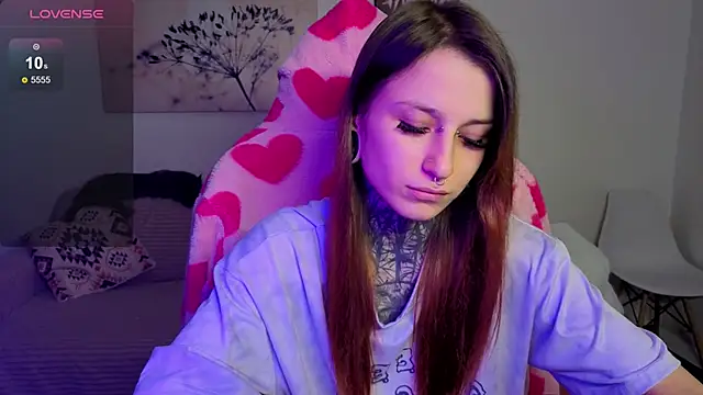 LilithPoison online show from October 2025 06:03:01 PM