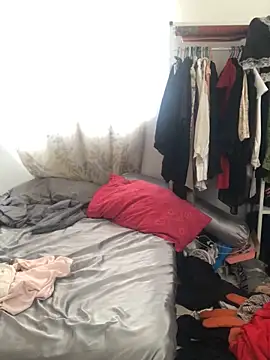 Snapshot of estradiolist chatting on October 2025 04:33:01 AM estradiolist online show from October 2025 04:33:01 AM