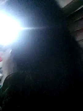 Snapshot of sweet_bella16 chatting on September 2025 04:45:01 PM sweet bella16 online show from September 2025 04:45:01 PM