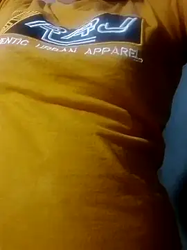 Snapshot of sweet_bella16 chatting on October 2025 08:39:01 PM sweet bella16 online show from October 2025 08:39:01 PM