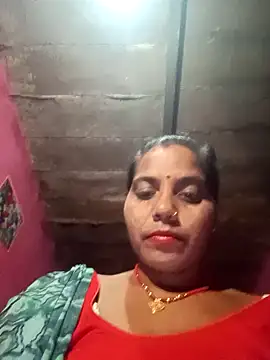 Snapshot of Hot_kadi83 chatting on November 2025 07:49:02 PM Hot kadi83 online show from November 2025 07:49:02 PM