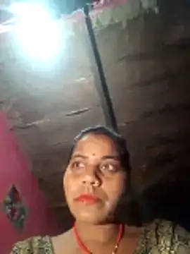 Snapshot of Hot_kadi83 chatting on November 2025 08:00:01 PM Hot kadi83 online show from November 2025 08:00:01 PM