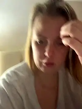 Snapshot of Piccolamonella29 chatting on November 2025 02:33:01 AM Piccolamonella29 online show from November 2025 02:33:01 AM