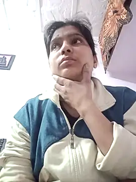 aliya-jaan71 online show from February 2026 07:46:02 AM