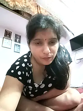 aliya-jaan71 online show from April 2026 08:57:02 PM