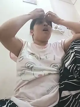 aliya-jaan71 online show from May 2026 02:49:02 PM