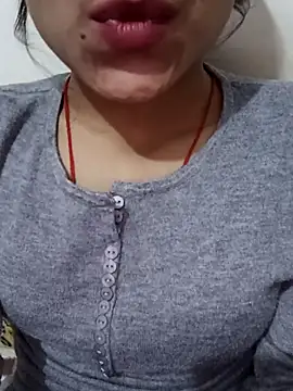 Miss linaa online show from November 2025 05:28:02 AM