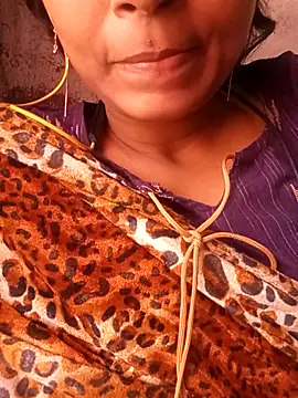 Miss linaa online show from November 2025 06:25:02 AM