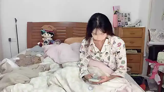 Akong11 online show from October 2025 09:56:01 PM