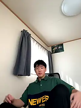 Snapshot of KAMESAN08 chatting on November 2025 04:59:01 AM KAMESAN08 online show from November 2025 04:59:01 AM