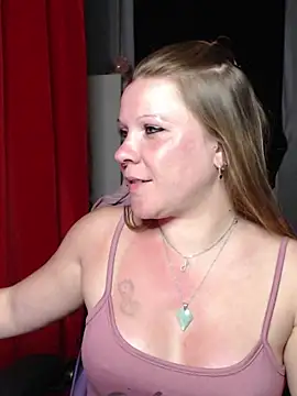 AnnaFalconeX online show from April 2026 08:48:01 PM