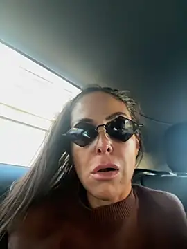 Snapshot of ainaht chatting on November 2025 02:05:01 PM ainaht online show from November 2025 02:05:01 PM