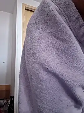 Lauraxxsteen online show from November 2025 09:21:01 AM